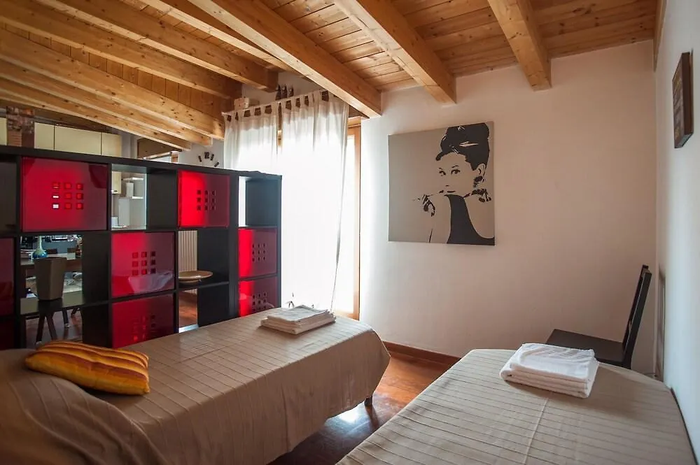 City Residence Milano 0*, Mailand Italien